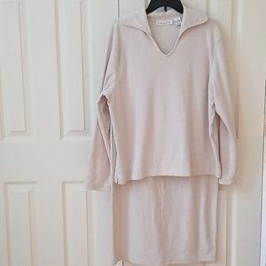 Chaus Sport Skirt Outfit in Cream